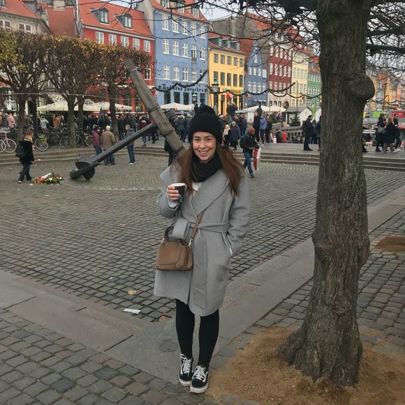 Meet your Posher, Katerina - Picture 2 of 5